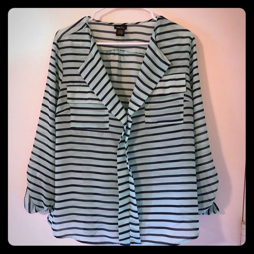 Rue 21 shirt